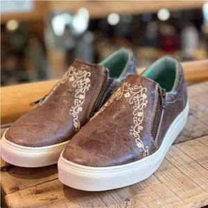 👢New 👀 Corral Women's Bone Crater Inlay Embroidered Slip On Shoes size 9.5